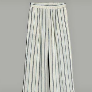 Summer Sale Madewell Untailored Wide-Leg Crop Pant in Striped Lightspun Size Med